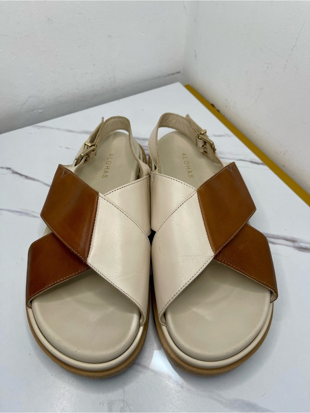 ALOHAS Marshmallow Bicolor Cream Brown Crisscross Leather Slingback Sandals 9.5